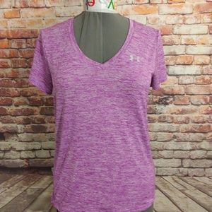 Women's underarmour t-shirt size medium